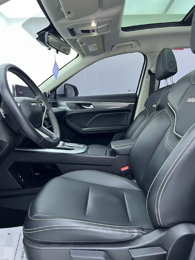 2021 Haval Jolion 1.5T 150HP L4 7DCT,autocango,china used car exporter,china ev exporter,chinese used car exporter,chinese used ev exporter