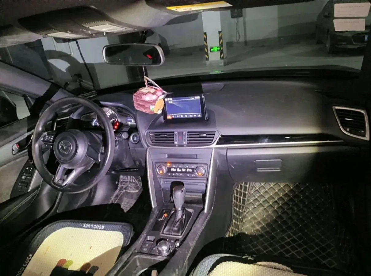 2019 ChangAn Oshan Cosmos 1.5T 178HP L4 7DCT,autocango,china used car exporter,china ev exporter,chinese used car exporter,chinese used ev exporter