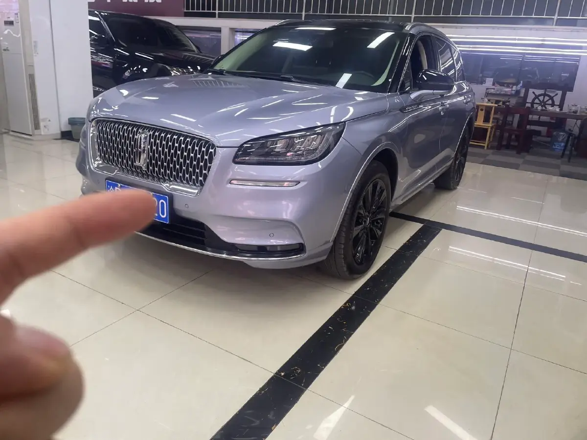 2022 Lincoln Corsair 2.0T 245HP L4 8AT