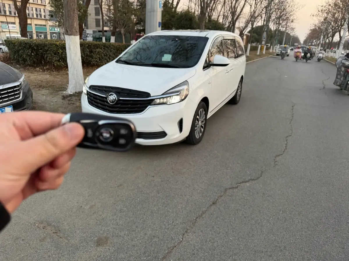 2021 Buick GL8 2.0T 237HP L4 9AT