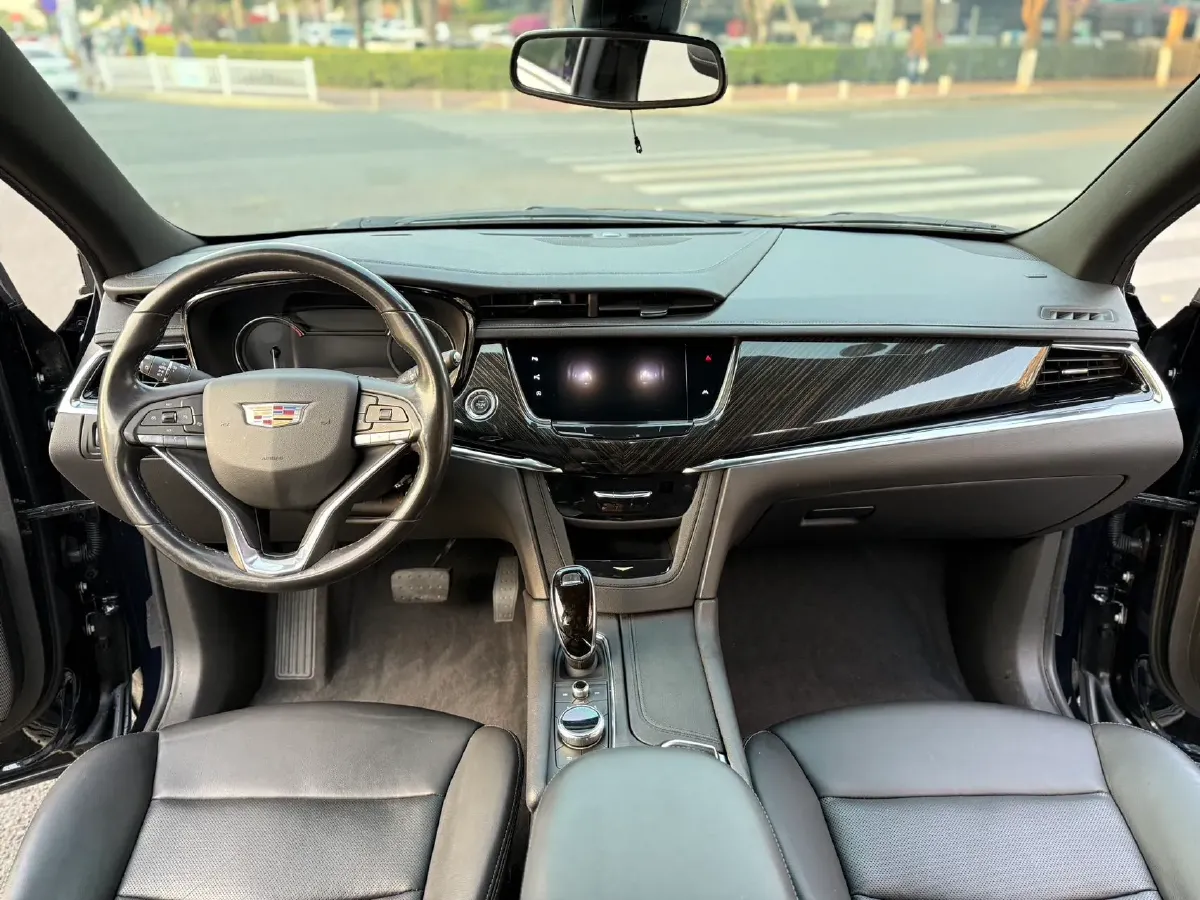 2020 Cadillac XT6 2.0T 237HP L4 9AT,autocango,china used car exporter,china ev exporter,chinese used car exporter,chinese used ev exporter
