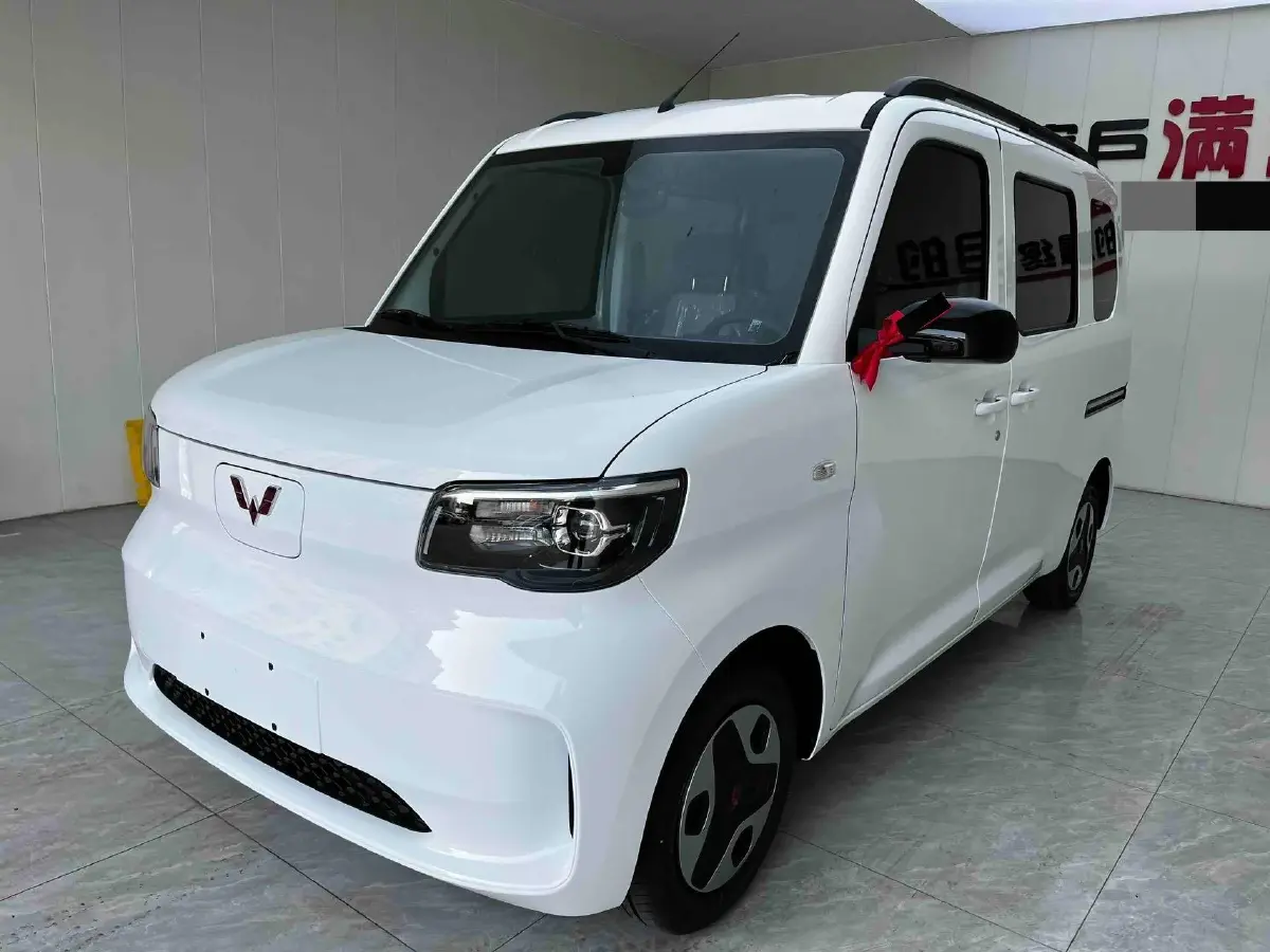 2025 WuLing ZhiGuang BEV