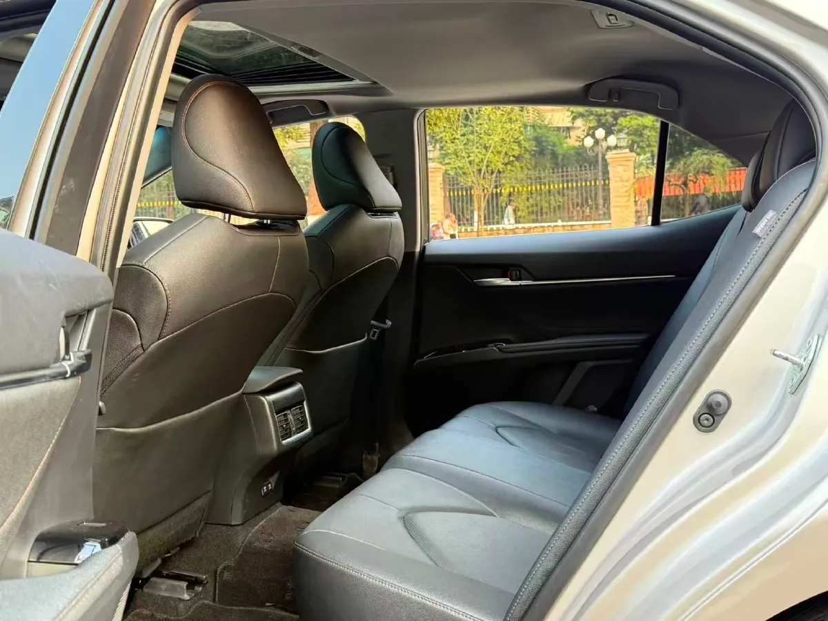 2023 Toyota Camry 2.0L 177HP L4 CVT,autocango,china used car exporter,china ev exporter,chinese used car exporter,chinese used ev exporter