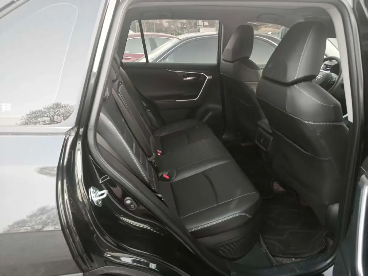 2023 Toyota RAV4 2.5L 178HP L4 E-CVT Hybrid,autocango,china used car exporter,china ev exporter,chinese used car exporter,chinese used ev exporter