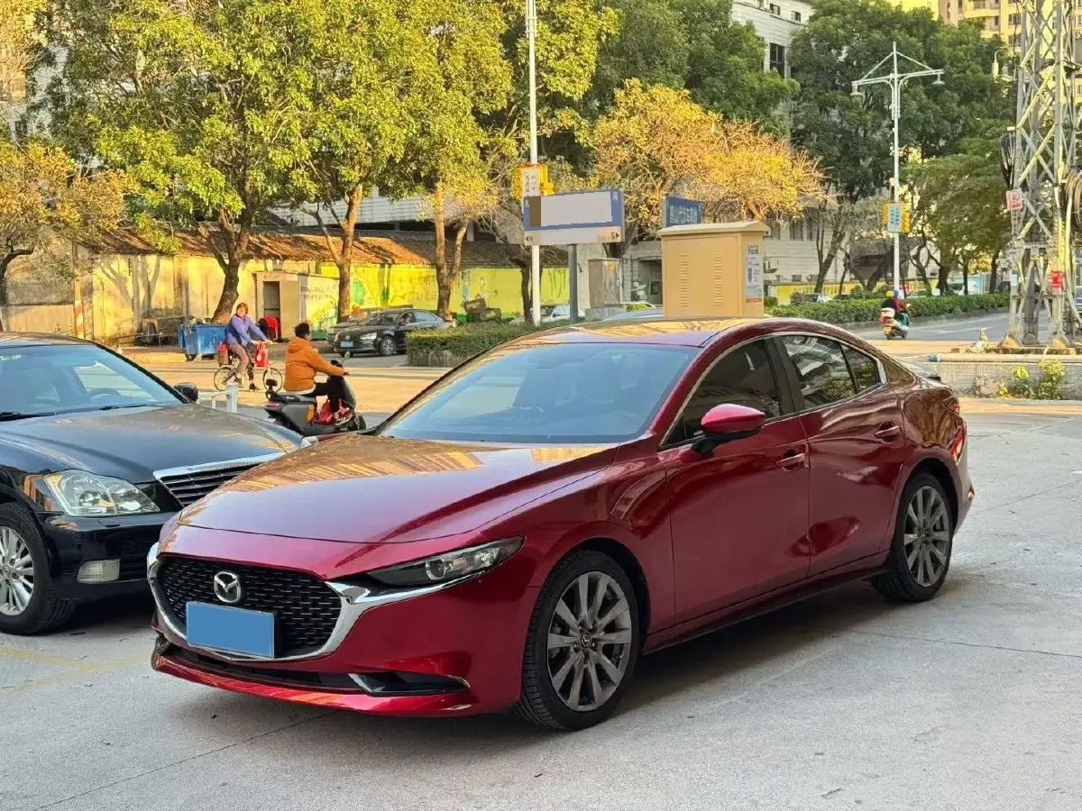 2020 Mazda 3 Axela 2.0L 158HP L4 6AT