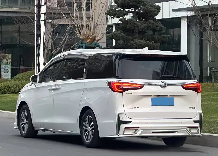 2022 Buick GL8 2.0T 237HP L4 9AT,autocango,china used car exporter,china ev exporter,chinese used car exporter,chinese used ev exporter