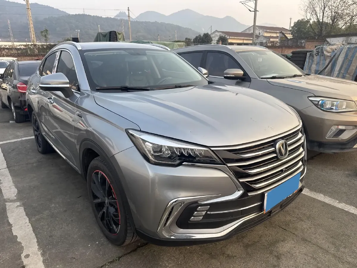 2019 ChangAn CS85 Coupe 1.5T 178HP L4 7DCT,autocango,china used car exporter,china ev exporter,chinese used car exporter,chinese used ev exporter