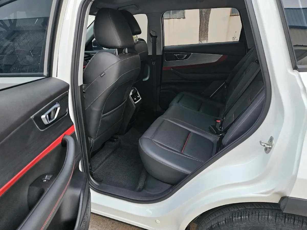 2022 Chery Tiggo 7 1.5T 156HP L4 CVT,autocango,china used car exporter,china ev exporter,chinese used car exporter,chinese used ev exporter