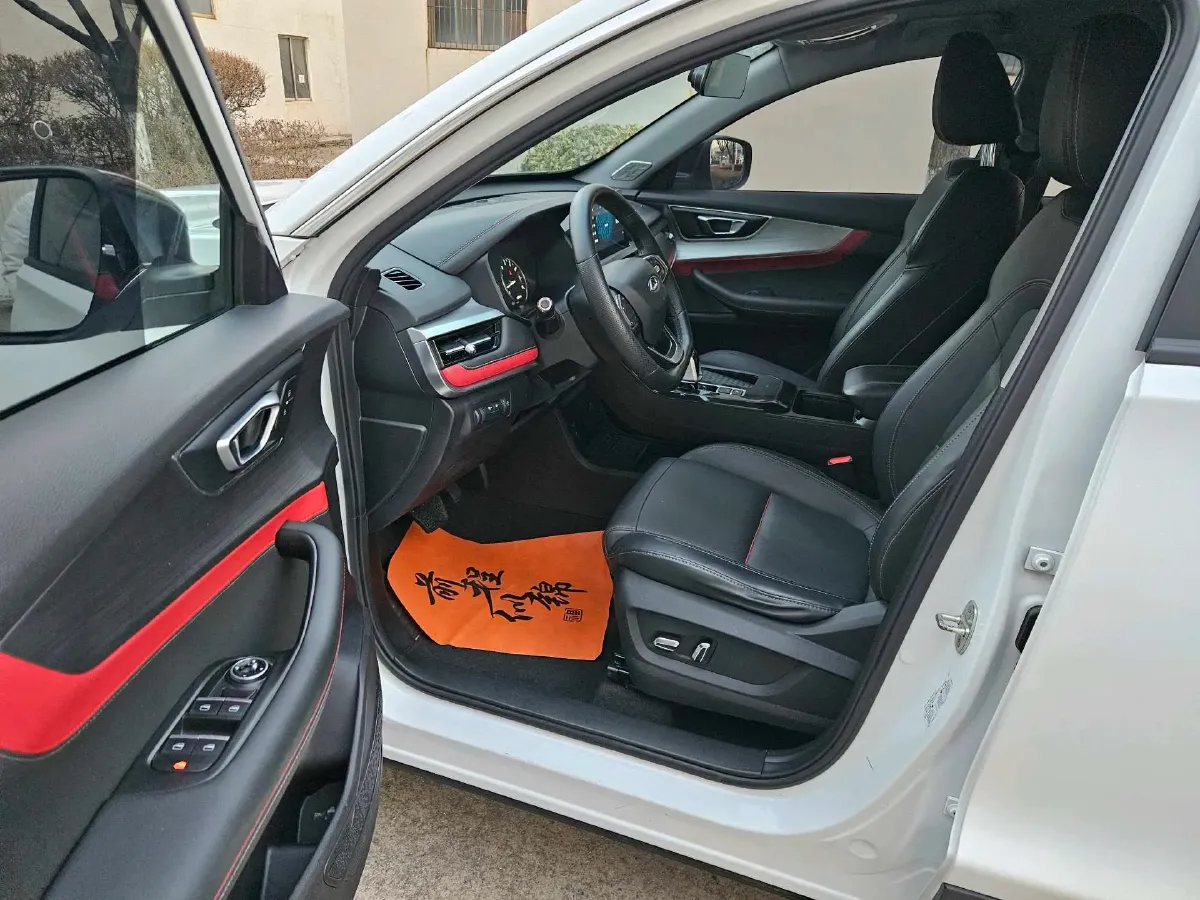 2022 Chery Tiggo 7 1.5T 156HP L4 CVT,autocango,china used car exporter,china ev exporter,chinese used car exporter,chinese used ev exporter