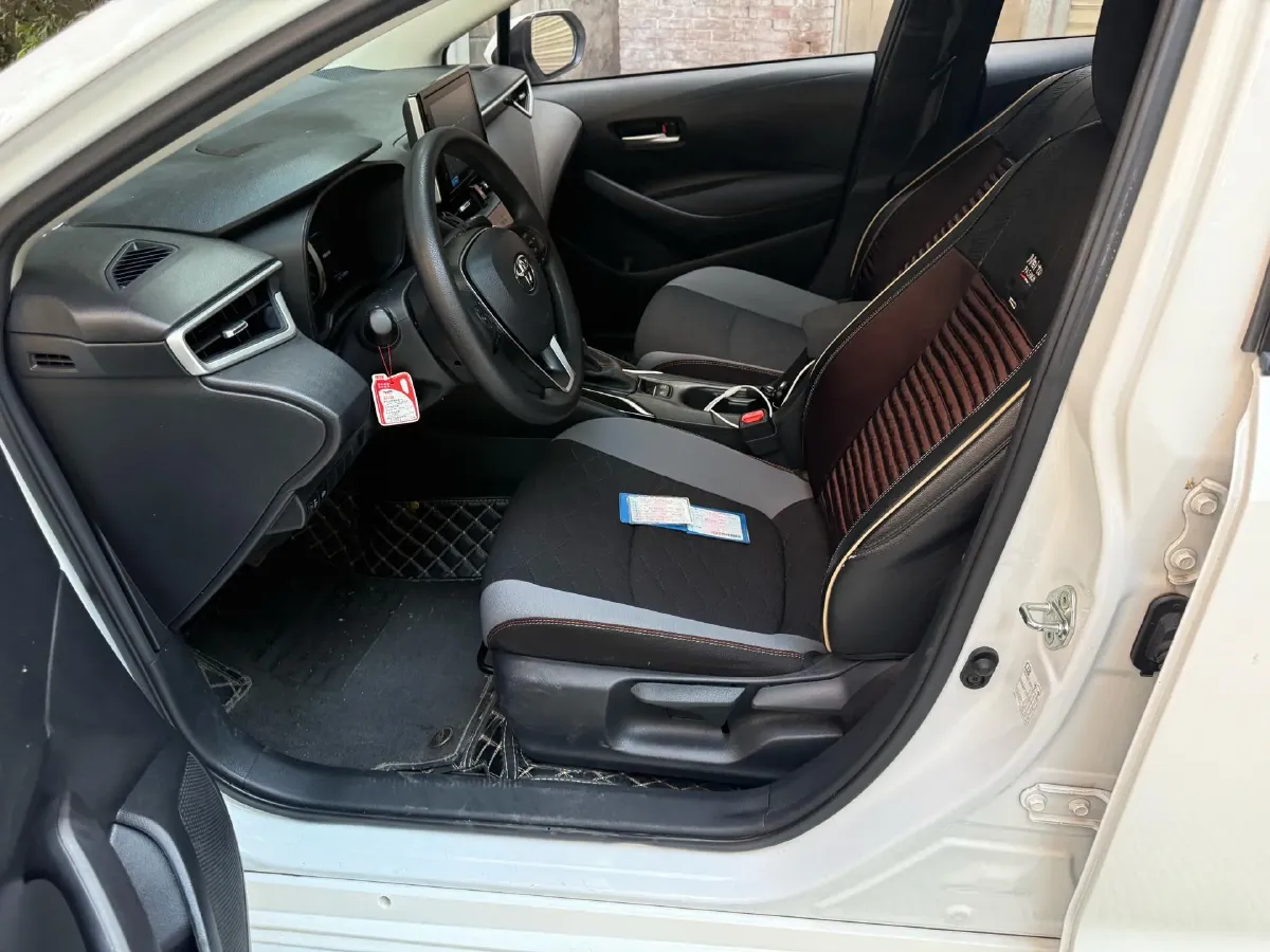 2021 Toyota Corolla 1.2T 116HP L4 CVT,autocango,china used car exporter,china ev exporter,chinese used car exporter,chinese used ev exporter