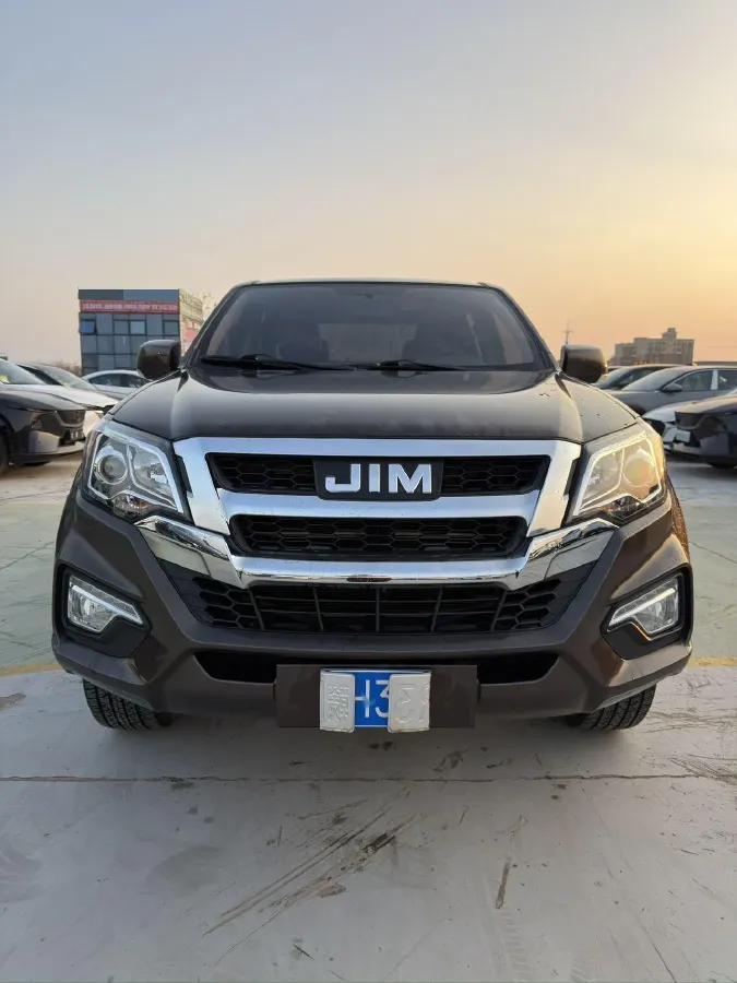 2020 JMC BaoDian 2.5T 140HP L4 5MT,autocango,china used car exporter,china ev exporter,chinese used car exporter,chinese used ev exporter