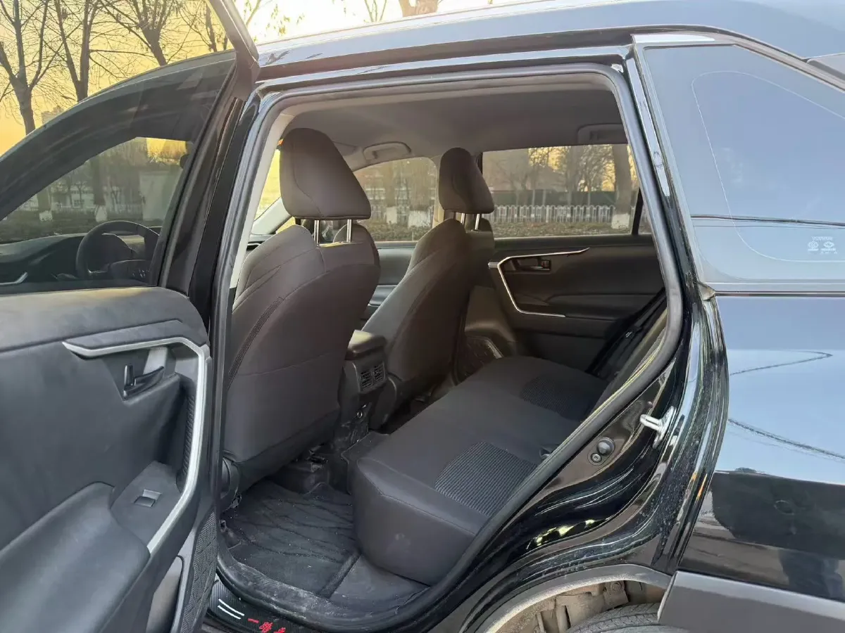 2020 Toyota Wildlander 2.0L 171HP L4 CVT,autocango,china used car exporter,china ev exporter,chinese used car exporter,chinese used ev exporter