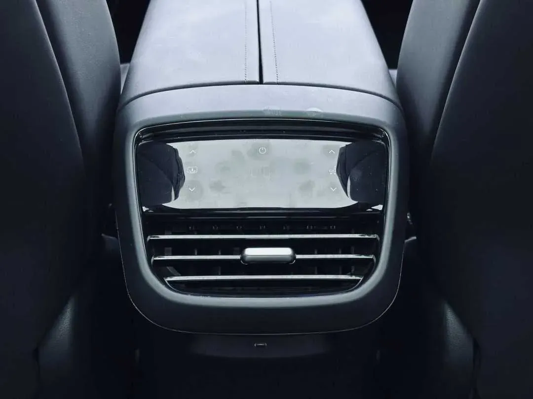 2023 Deepal S07 1.5L 95HP L4 REEV 31.73KWH,autocango,china used car exporter,china ev exporter,chinese used car exporter,chinese used ev exporter