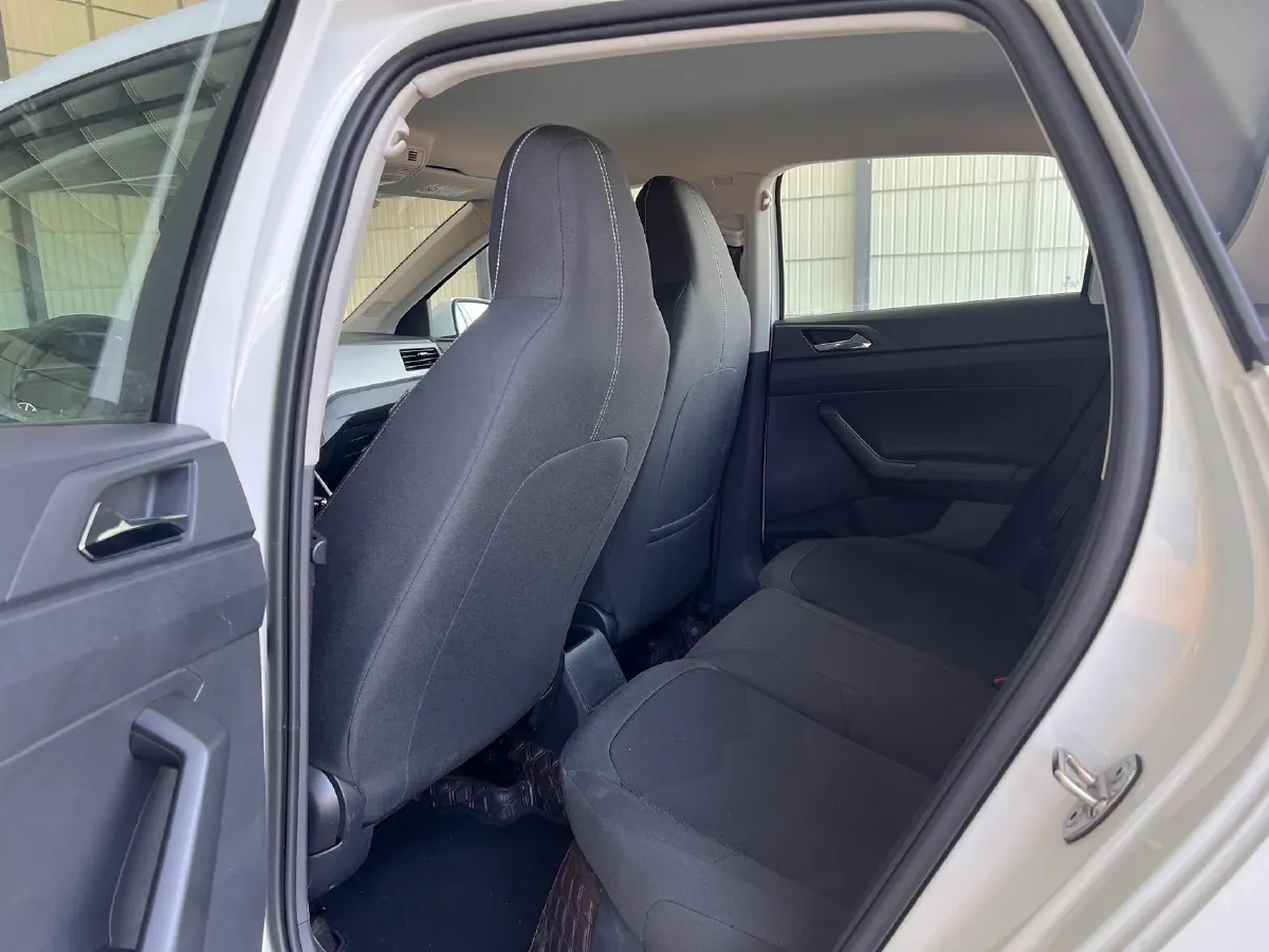 2023 Volkswagen Polo 1.5L 110HP L4 6AT,autocango,china used car exporter,china ev exporter,chinese used car exporter,chinese used ev exporter