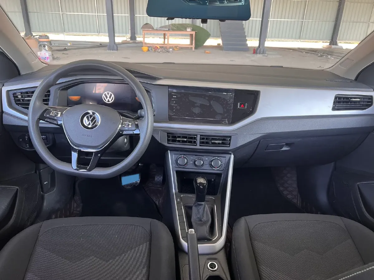 2023 Volkswagen Polo 1.5L 110HP L4 6AT,autocango,china used car exporter,china ev exporter,chinese used car exporter,chinese used ev exporter