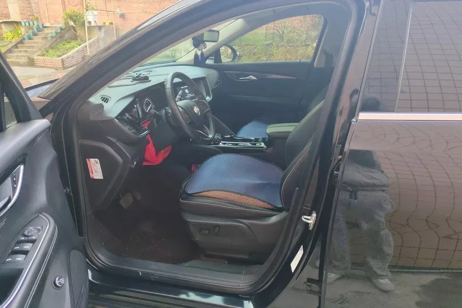 2022 Buick EnvisionPlus 2.0T 237HP L4 9AT,autocango,china used car exporter,china ev exporter,chinese used car exporter,chinese used ev exporter