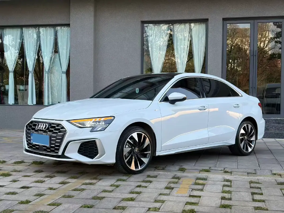 2022 Audi A3 1.4T 150HP L4 7DCT