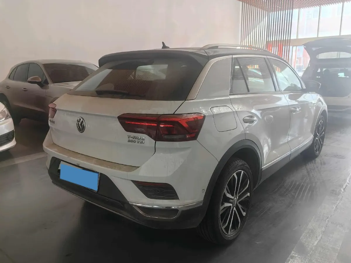 2018 Ford Kuga 1.5T 181HP L4 6AT,autocango,china used car exporter,china ev exporter,chinese used car exporter,chinese used ev exporter