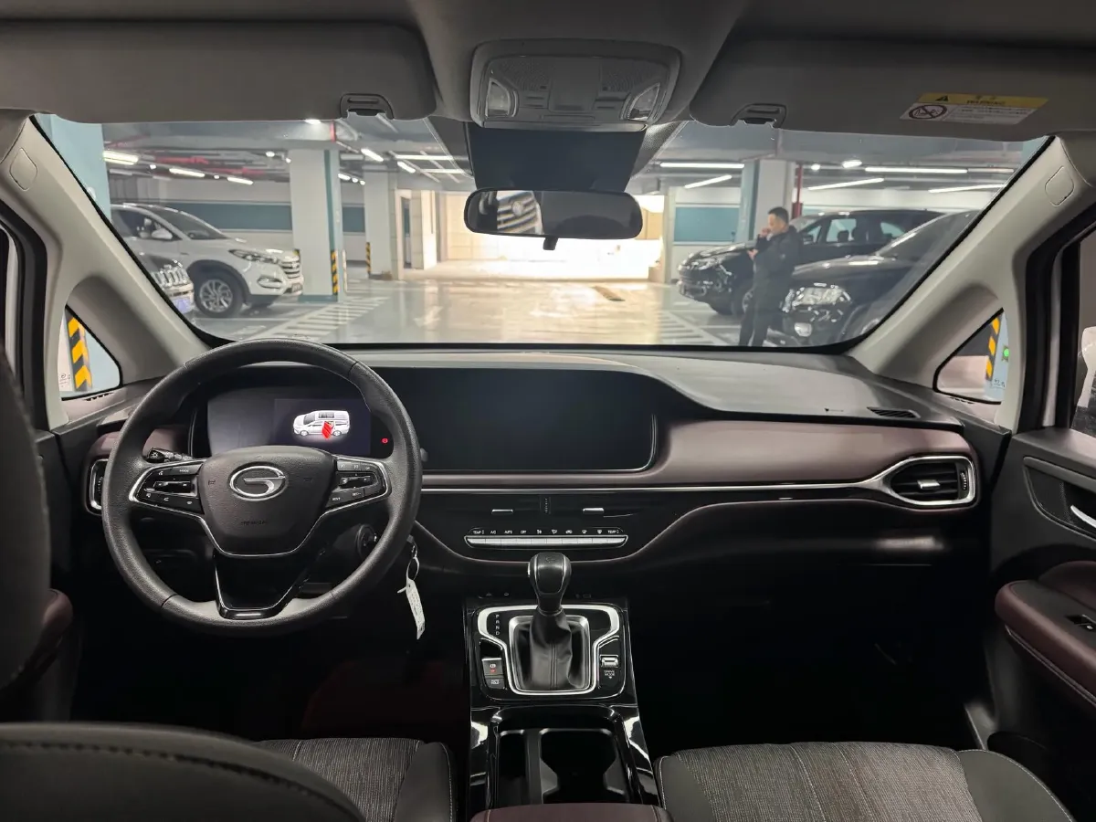 2021 GAC Trumpchi M6 1.5T 169HP L4 7DCT,autocango,china used car exporter,china ev exporter,chinese used car exporter,chinese used ev exporter