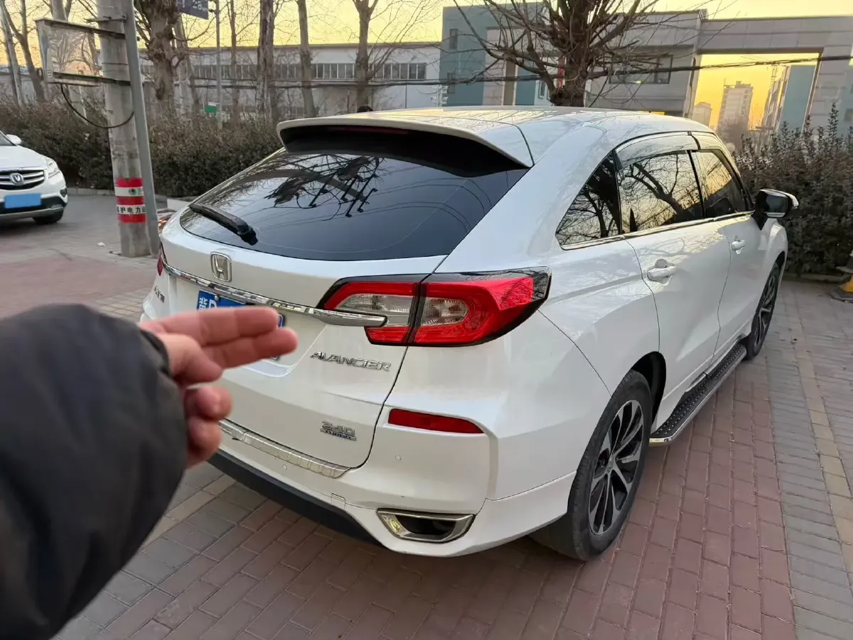 2019 Honda Avancier 1.5T 193HP L4 CVT,autocango,china used car exporter,china ev exporter,chinese used car exporter,chinese used ev exporter