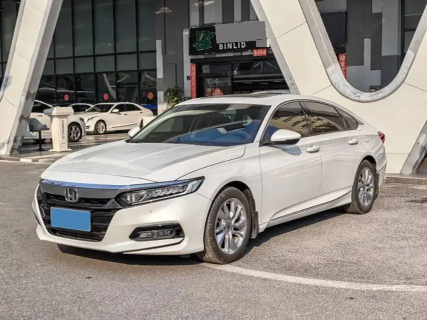 2018 Honda Accord 1.5T 194HP L4 CVT