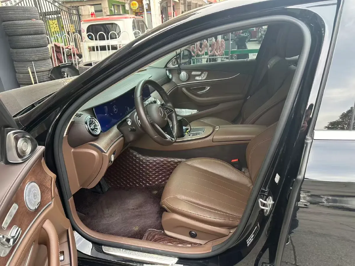 2023 Mercedes-Benz E Class 2.0T 258HP L4 9AT,autocango,china used car exporter,china ev exporter,chinese used car exporter,chinese used ev exporter