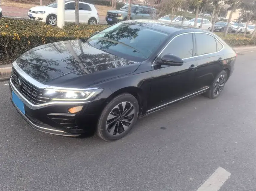 2023 Volkswagen Passat 1.4T 150HP L4 7DCT