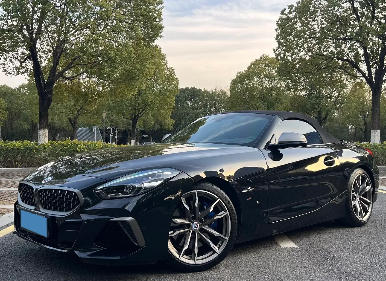 2022 BMW Z4 3.0T 340HP L6 8AT,autocango,china used car exporter,china ev exporter,chinese used car exporter,chinese used ev exporter