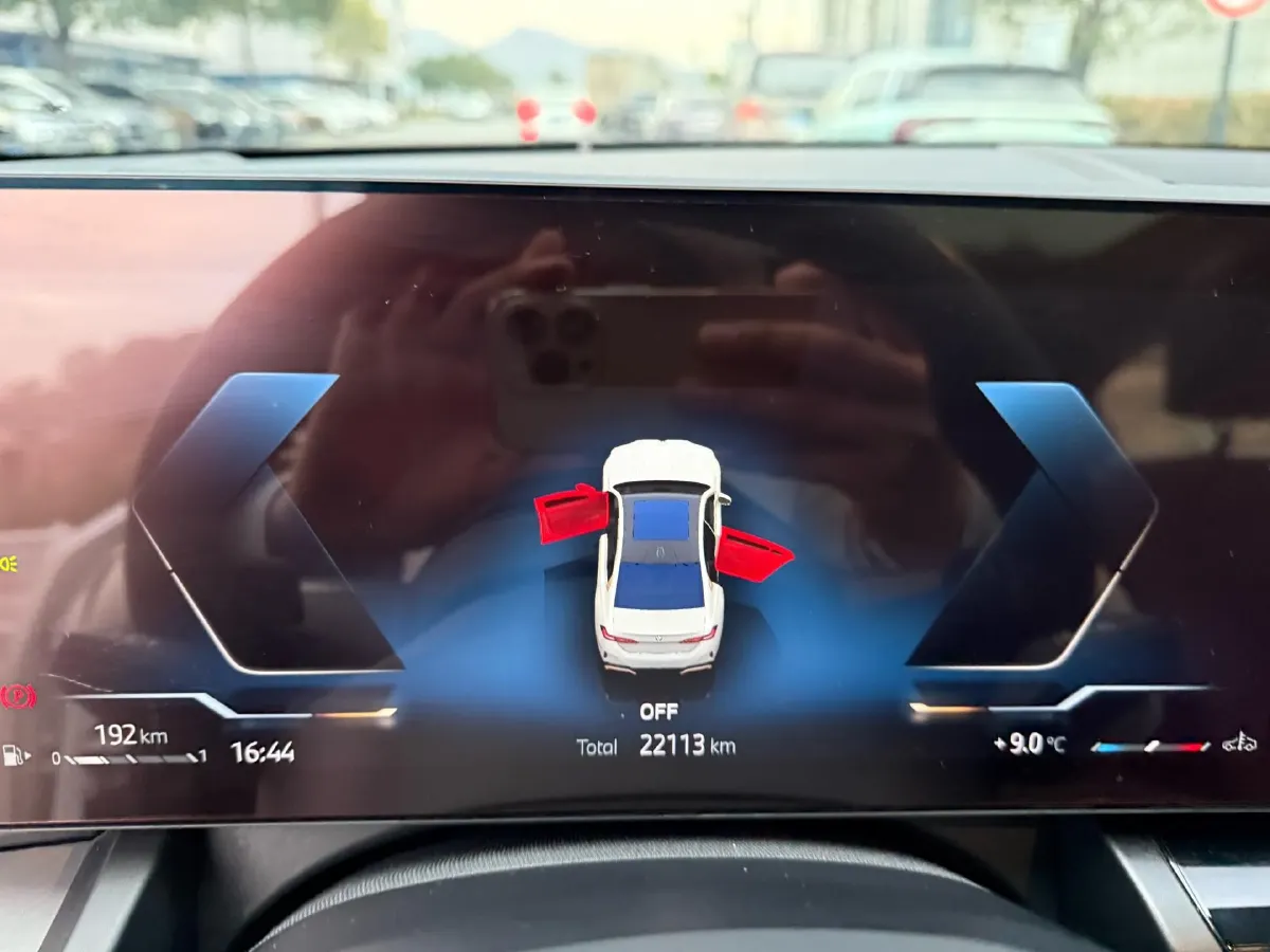 2024 BMW 5 Series 2.0T 258HP L4 8AT,autocango,china used car exporter,china ev exporter,chinese used car exporter,chinese used ev exporter