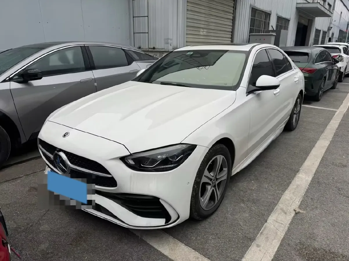 2022 Mercedes-Benz C Class 1.5T 170HP L4 9AT,autocango,china used car exporter,china ev exporter,chinese used car exporter,chinese used ev exporter