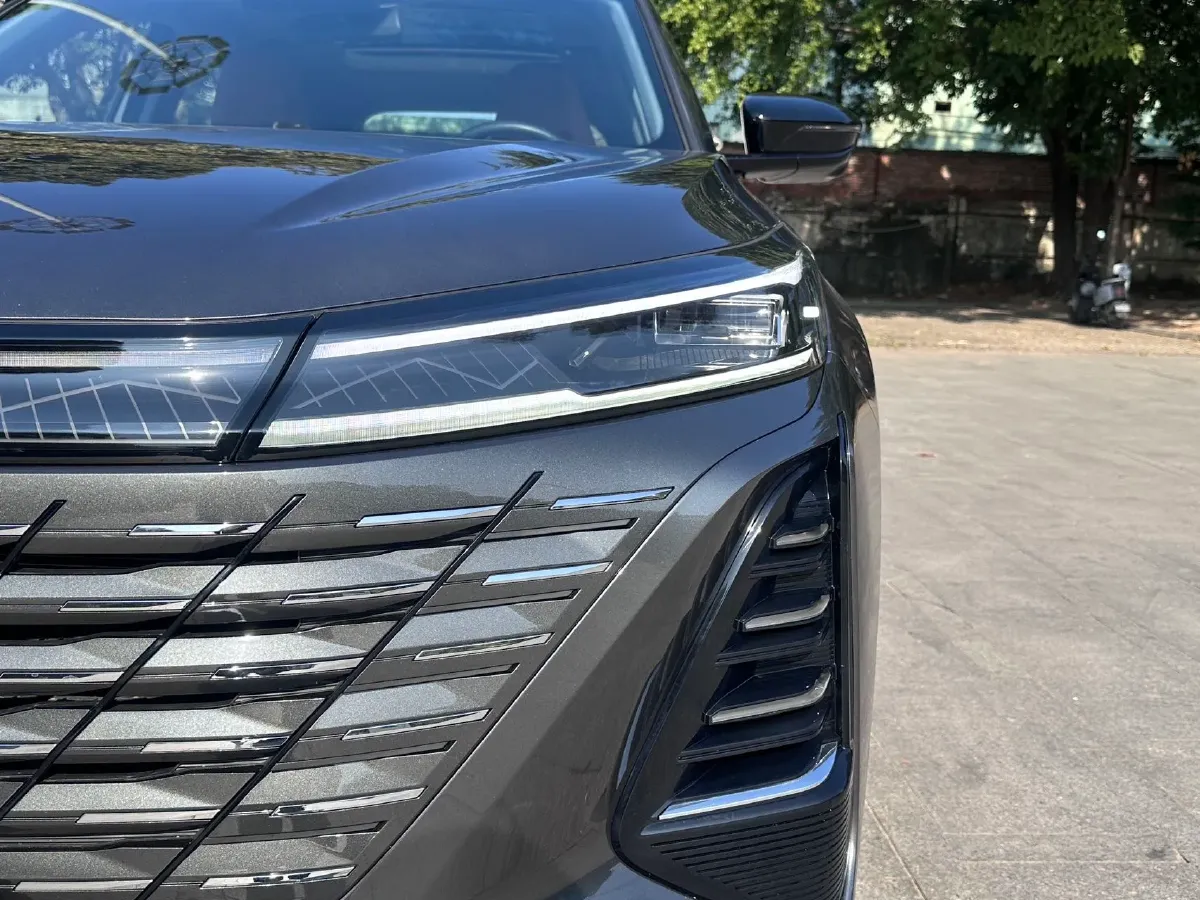 2024 ChangAn CS75 Plus 1.5T 188HP L4 8AT,autocango,china used car exporter,china ev exporter,chinese used car exporter,chinese used ev exporter