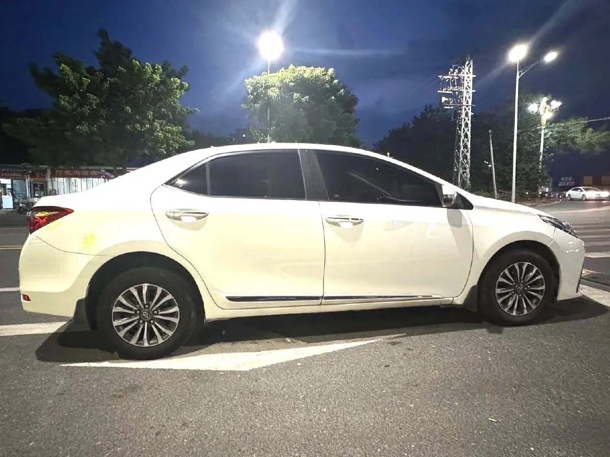 2017 Toyota Corolla 1.2T 116HP L4 CVT,autocango,china used car exporter,china ev exporter,chinese used car exporter,chinese used ev exporter