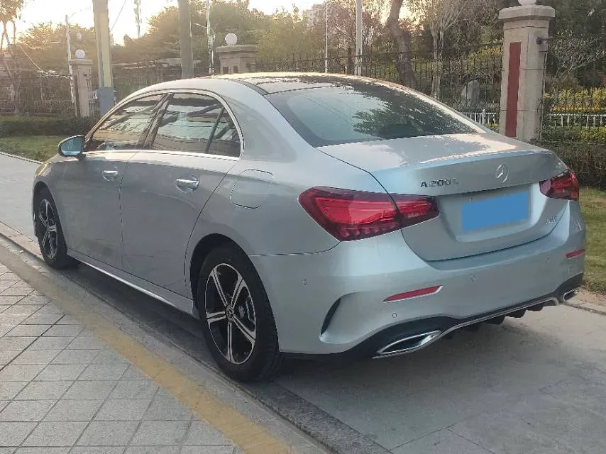 2023 Mercedes-Benz A Class 1.3T 163HP L4 7DCT,autocango,china used car exporter,china ev exporter,chinese used car exporter,chinese used ev exporter