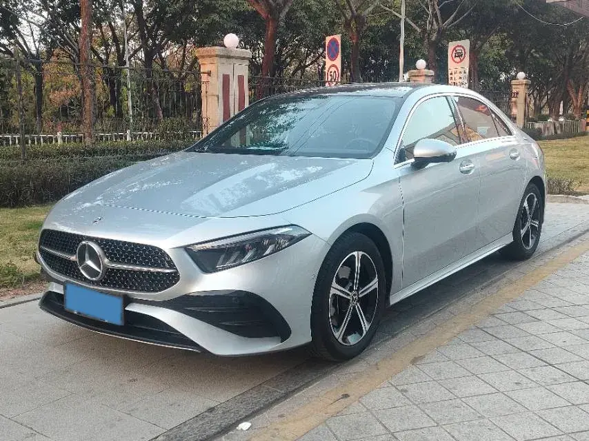 2023 Mercedes-Benz A Class 1.3T 163HP L4 7DCT