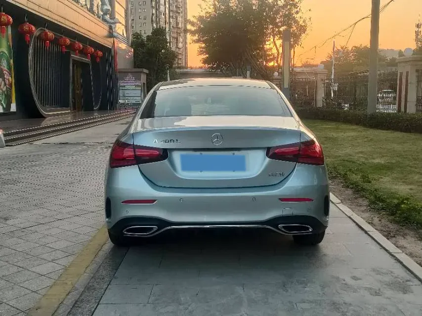 2023 Mercedes-Benz A Class 1.3T 163HP L4 7DCT,autocango,china used car exporter,china ev exporter,chinese used car exporter,chinese used ev exporter