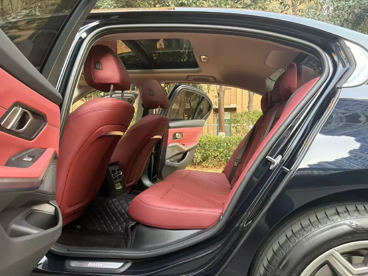 2025 BMW i3 BEV 70KWH,autocango,china used car exporter,china ev exporter,chinese used car exporter,chinese used ev exporter