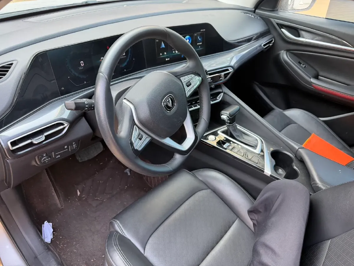 2021 ChangAn Eado 1.4T 160HP L4 7DCT,autocango,china used car exporter,china ev exporter,chinese used car exporter,chinese used ev exporter