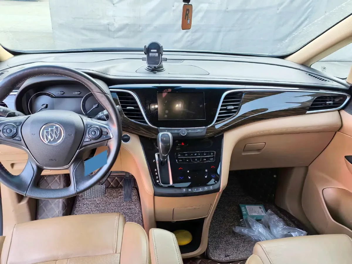 2018 Buick GL8 2.0T 260HP L4 6AT,autocango,china used car exporter,china ev exporter,chinese used car exporter,chinese used ev exporter