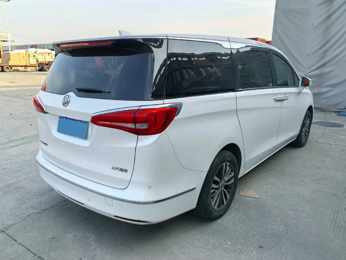 2018 Buick GL8 2.0T 260HP L4 6AT,autocango,china used car exporter,china ev exporter,chinese used car exporter,chinese used ev exporter