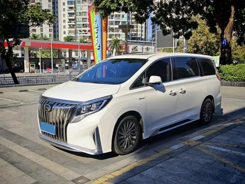 2021 GAC Trumpchi M8 2.0T 252HP L4 8AT