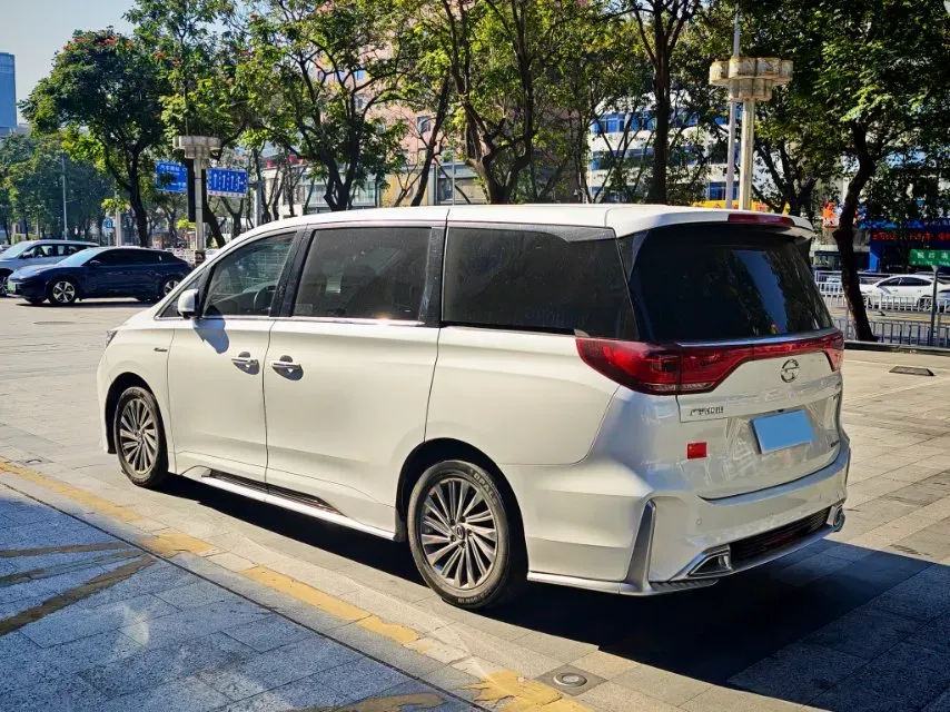 2021 GAC Trumpchi M8 2.0T 252HP L4 8AT,autocango,china used car exporter,china ev exporter,chinese used car exporter,chinese used ev exporter