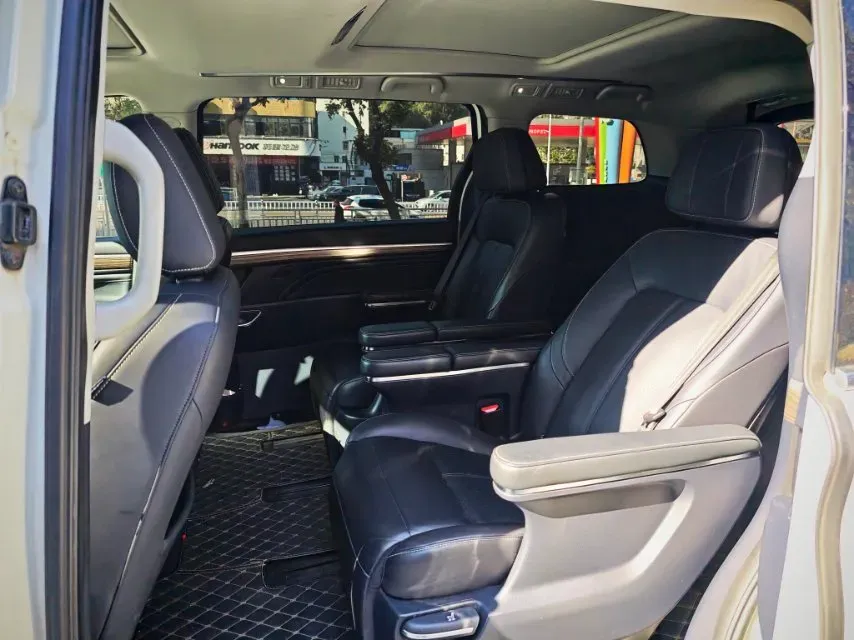 2021 GAC Trumpchi M8 2.0T 252HP L4 8AT,autocango,china used car exporter,china ev exporter,chinese used car exporter,chinese used ev exporter