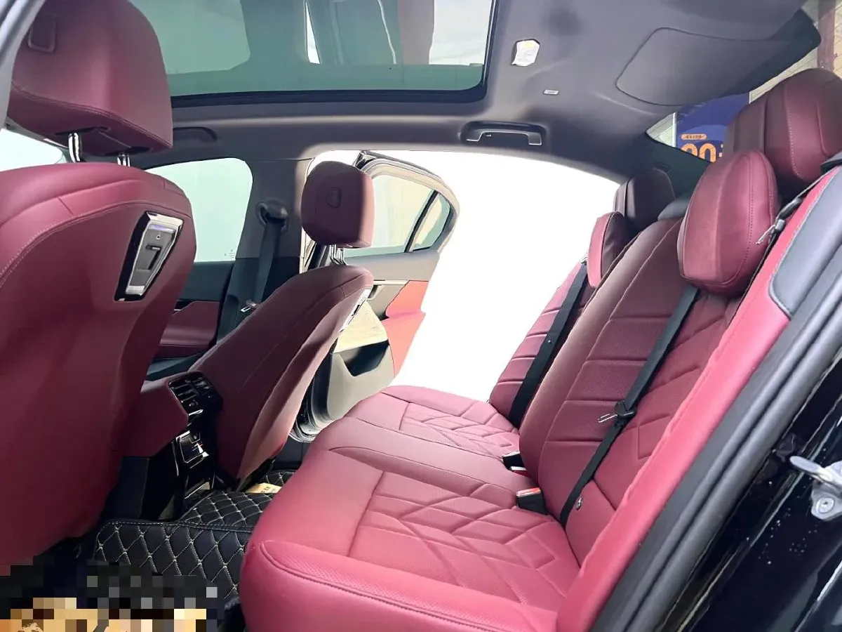 2026 BMW 5 Series 2.0T 190HP L4 8AT,autocango,china used car exporter,china ev exporter,chinese used car exporter,chinese used ev exporter