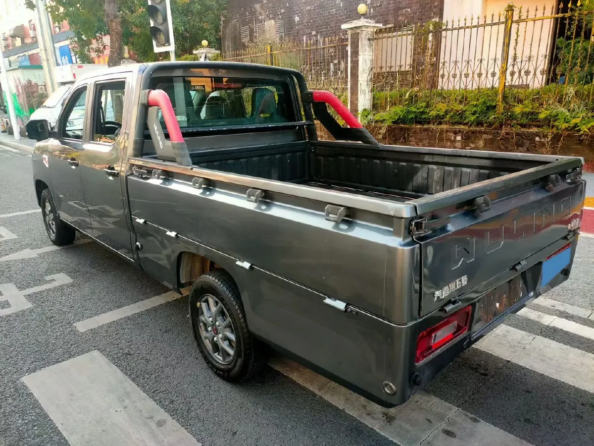 2021 WuLing ZhentTu 1.5L 99HP L4 5MT,autocango,china used car exporter,china ev exporter,chinese used car exporter,chinese used ev exporter