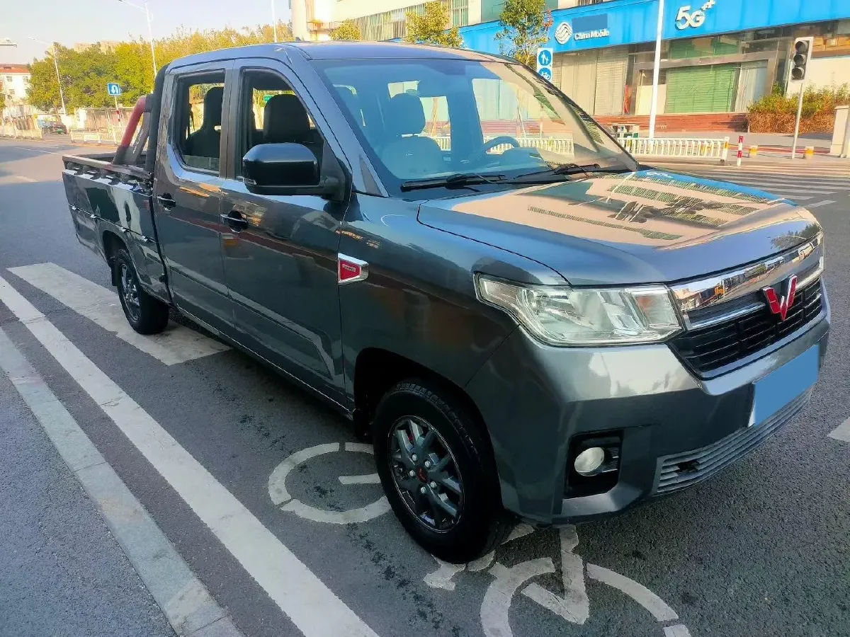 2021 WuLing ZhentTu 1.5L 99HP L4 5MT,autocango,china used car exporter,china ev exporter,chinese used car exporter,chinese used ev exporter