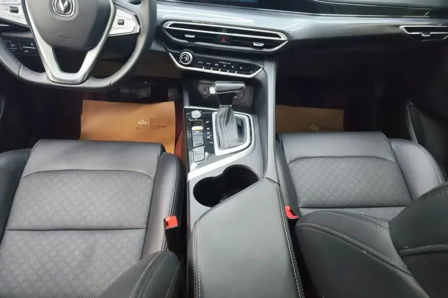 2020 ChangAn Eado 1.6L 128HP L4 CVT,autocango,china used car exporter,china ev exporter,chinese used car exporter,chinese used ev exporter