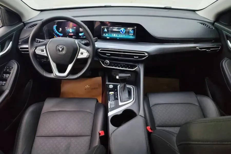 2020 ChangAn Eado 1.6L 128HP L4 CVT,autocango,china used car exporter,china ev exporter,chinese used car exporter,chinese used ev exporter