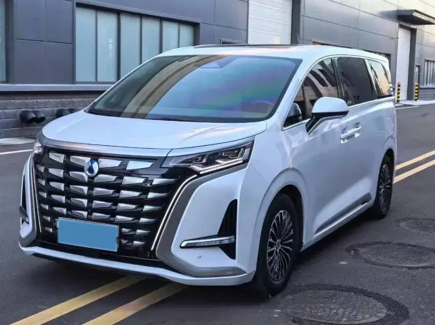 2022 Honda Odyssey 2.0L 146HP L4 E-CVT Hybrid