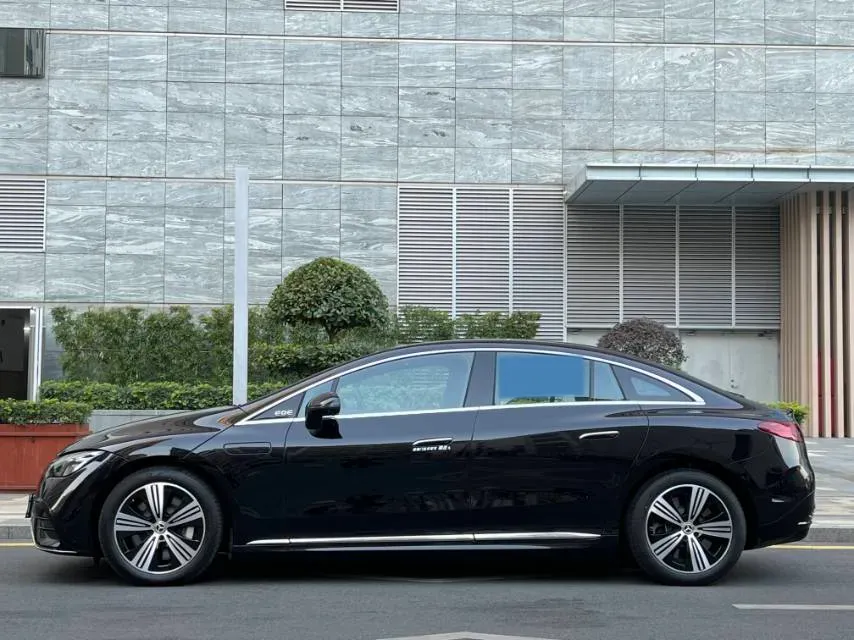 2025 Mercedes-Benz EQE Class BEV 96.1KWH,autocango,china used car exporter,china ev exporter,chinese used car exporter,chinese used ev exporter