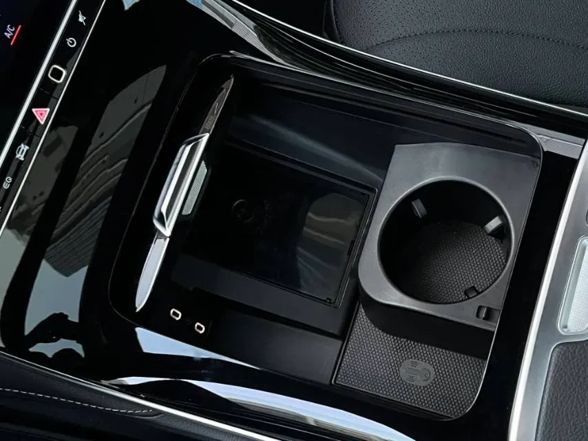 2025 Mercedes-Benz EQE Class BEV 96.1KWH,autocango,china used car exporter,china ev exporter,chinese used car exporter,chinese used ev exporter